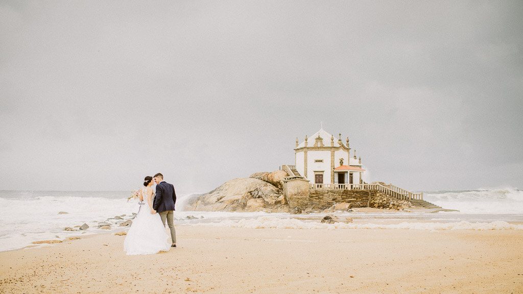Shoot Beach of Porto - wedding photographer porto