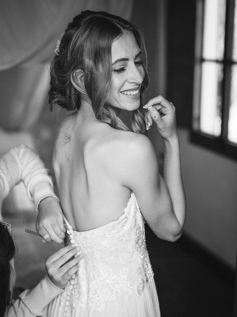 Braut anziehen Hochzeitsfotos Mallorca
