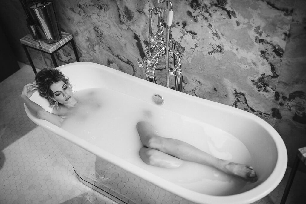 Verträumtes Boudoir Shoot in der Badewanne