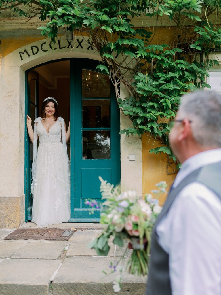 Braut und Brautvater, Schloss Wackerbarth Hochzeit