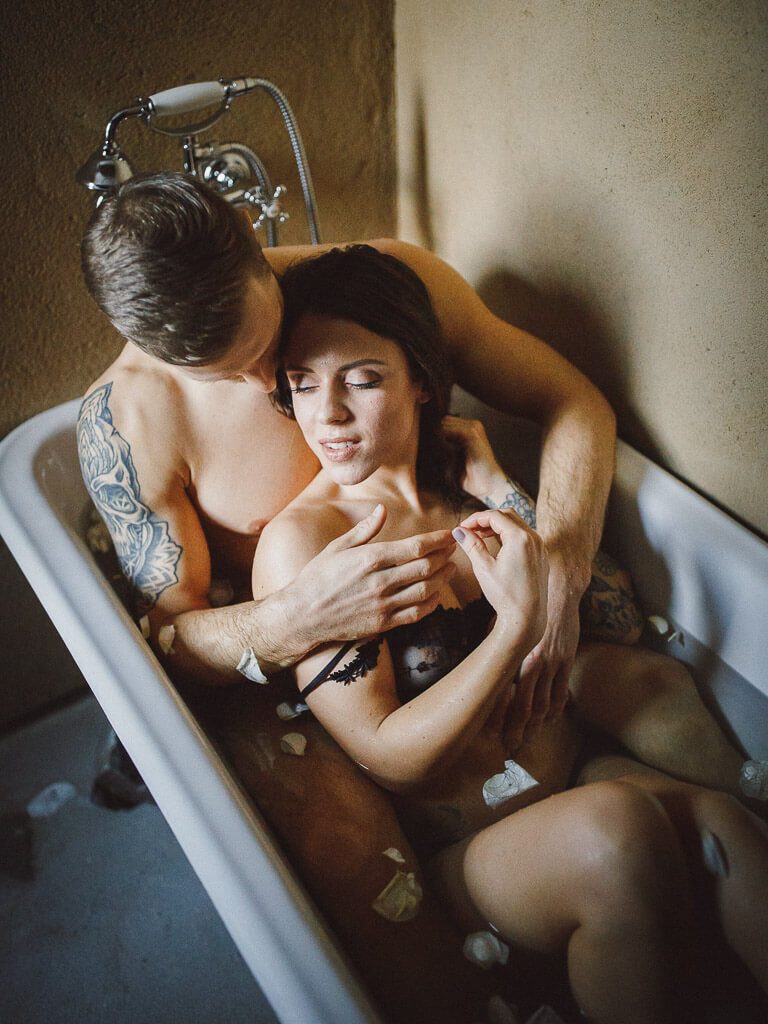 Photoideen für Paare - Couple Boudoir Mila Flad