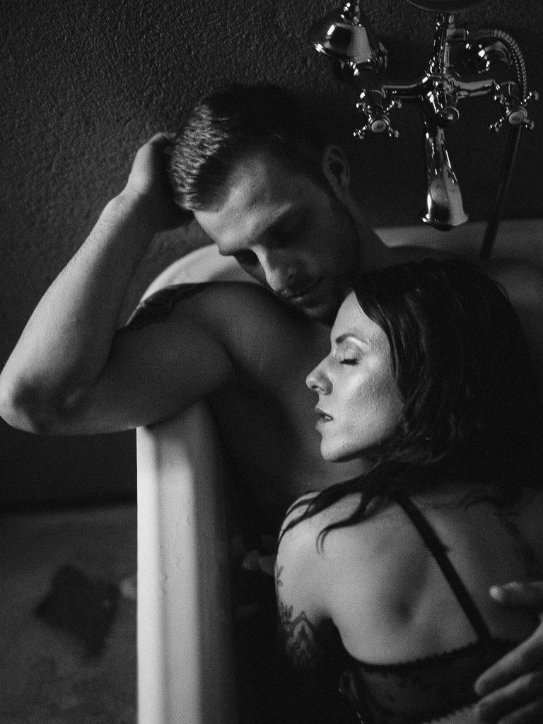 Sinnliche Posen - Couple Boudoir