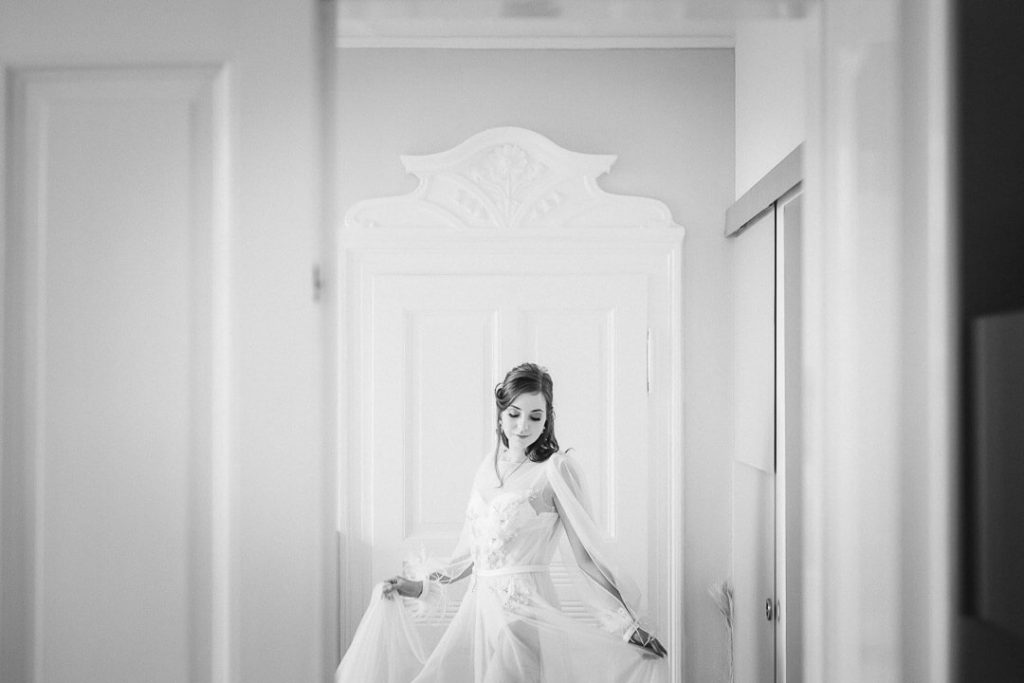 Bridal Boudoir peach & mint - Fine Art Boudoir