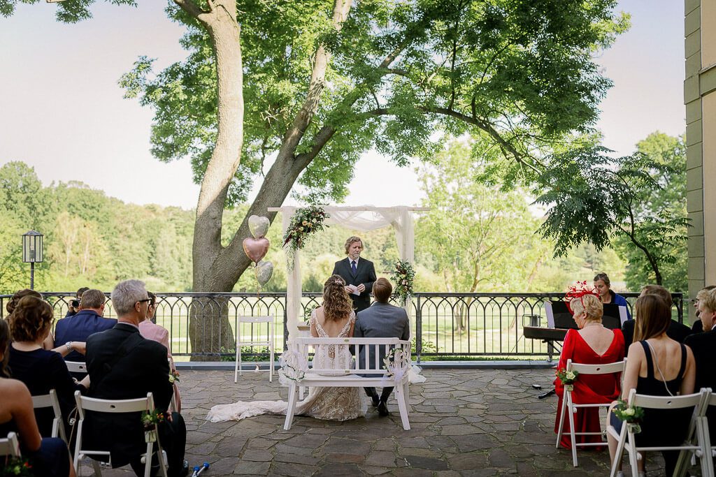 Trauung im Freien - Hochzeit Schloss Machern