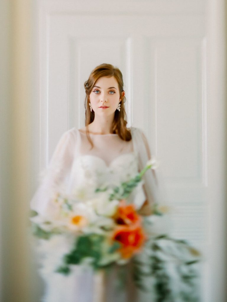 Boudoir Shooting in Peach & Mint - Fine Art Boudoir