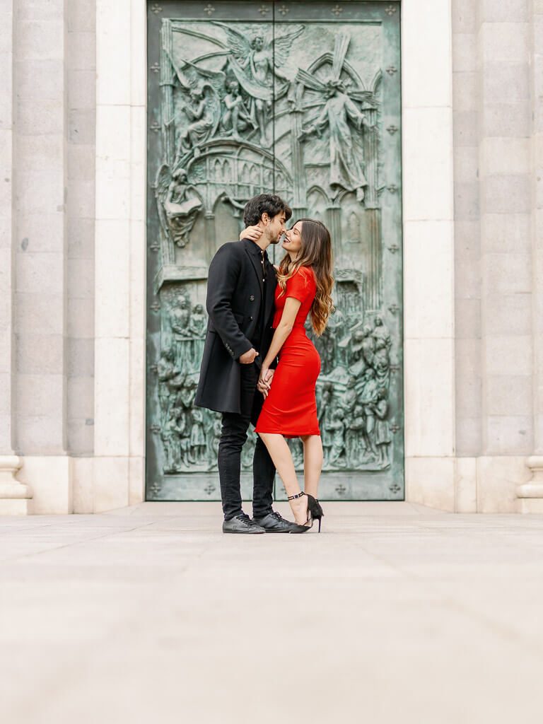 Sexy Outfits Couple Shoot Madrid