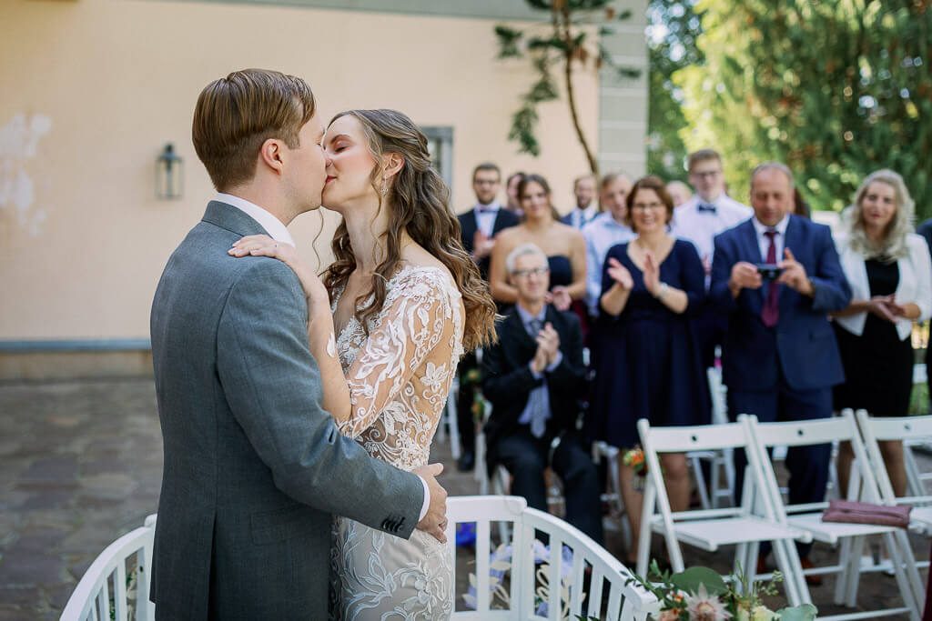 Kuss - Hochzeit Schloss Machern