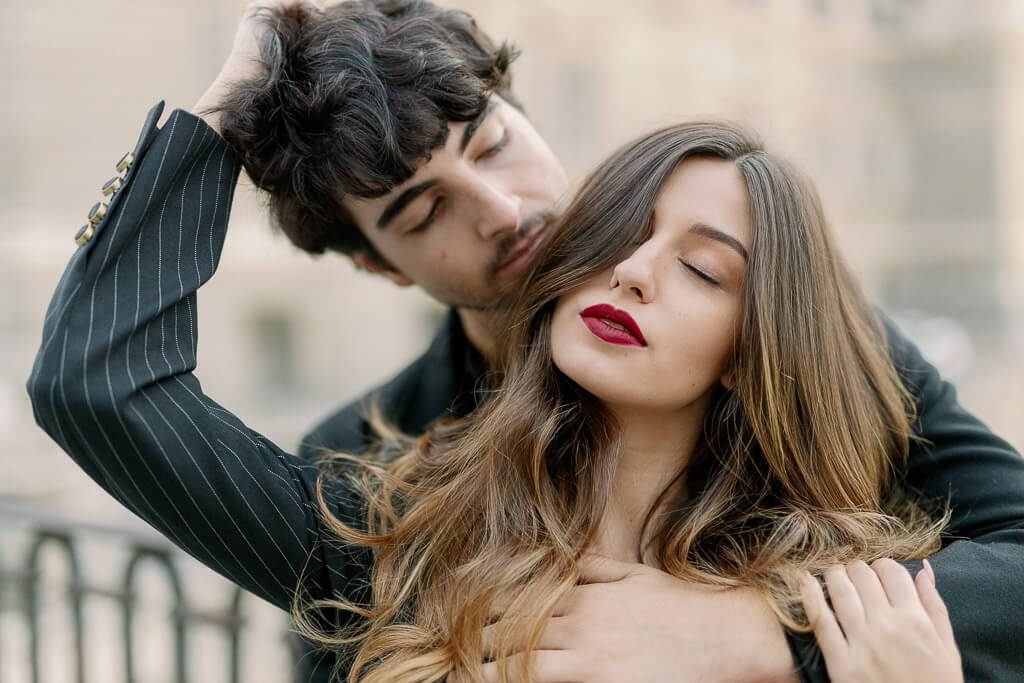 sexy poses - Couple Shoot Madrid